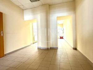 Pronájem obchodního prostoru, Kyjov, třída Komenského, 150 m2