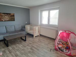 Pronájem bytu 2+1, Opava - Malé Hoštice, Nová, 80 m2