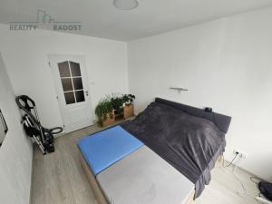 Pronájem bytu 2+kk, Teplice, V závětří, 41 m2