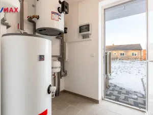 Prodej rodinného domu, Jenišov, 178 m2