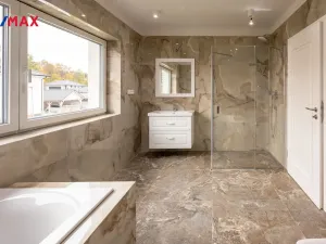 Prodej rodinného domu, Jenišov - Pod Rohem, Horská, 178 m2