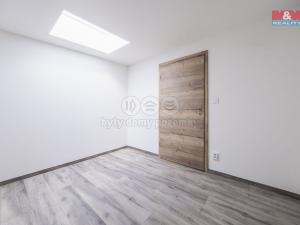 Pronájem bytu 4+kk, Sulice - Želivec, Rovná, 101 m2