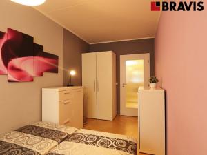 Pronájem bytu 2+kk, Brno - Bohunice, Arménská, 45 m2