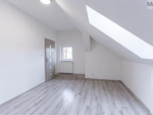 Prodej rodinného domu, Manětín, 208 m2