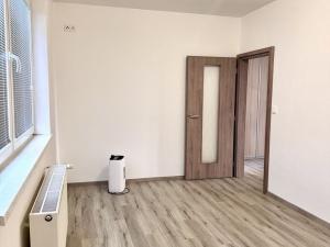 Pronájem bytu 3+1, Chrudim - Chrudim III, Obce Ležáků, 85 m2