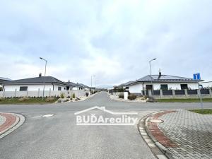 Prodej pozemku pro bydlení, Holešov, Kvasničkova, 592 m2