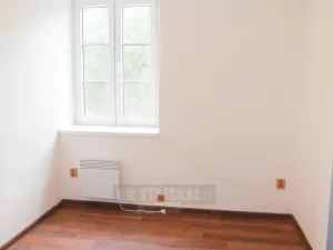 Pronájem bytu 2+kk, Český Krumlov - Plešivec, 5. května, 39 m2