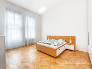 Pronájem bytu 4+kk, Praha - Nové Město, Klimentská, 123 m2