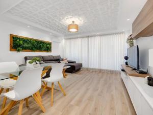 Prodej bytu 3+1, Torrevieja, Španělsko, 90 m2