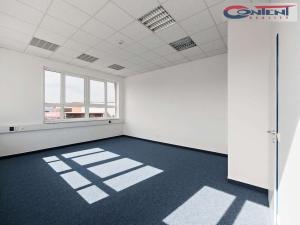 Pronájem výrobních prostor, Říčany, Zděbradská, 5310 m2