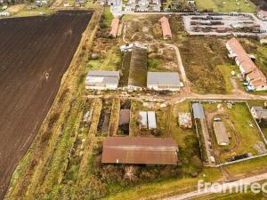 Prodej komerčního pozemku, Strachotín, 9422 m2