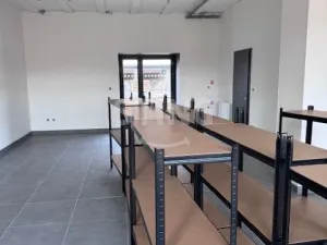 Pronájem kanceláře, Český Těšín, Jablunkovská, 902 m2