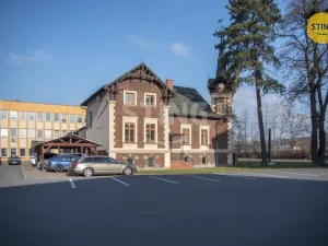 Pronájem kanceláře, Český Těšín, Jablunkovská, 902 m2