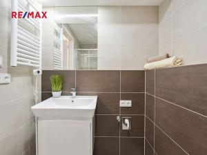 Prodej apartmánu, Praha - Smíchov, Plzeňská, 22 m2