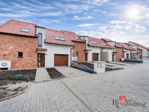 Prodej rodinného domu, Ořech, Východní, 161 m2
