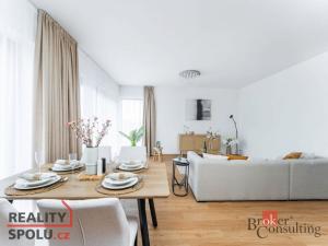 Prodej rodinného domu, Ořech, Východní, 166 m2