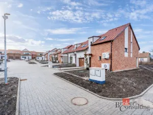 Prodej rodinného domu, Ořech, Východní, 166 m2