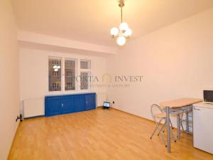 Pronájem bytu 1+kk, Praha - Žižkov, Lucemburská, 30 m2