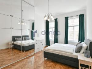 Pronájem bytu 3+1, Praha - Vinohrady, Mánesova, 101 m2