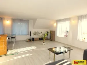 Prodej obchodního prostoru, Znojmo, 140 m2