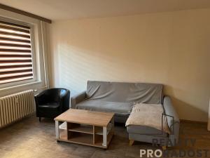 Prodej bytu 1+kk, Teplice, Pod školou, 31 m2