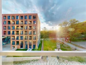 Pronájem bytu 2+kk, Praha - Vysočany, Odkolkova, 52 m2