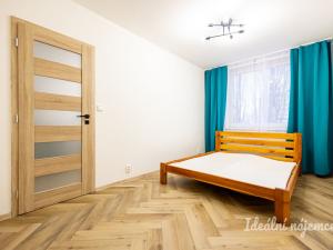 Pronájem bytu 2+kk, Praha - Hloubětín, Kardašovská, 43 m2