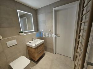 Pronájem bytu 2+kk, Praha - Holešovice, U průhonu, 48 m2