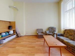 Prodej bytu 3+kk, Karlovy Vary, Zámecký vrch, 72 m2