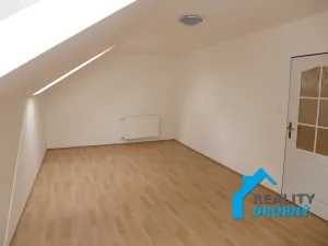 Pronájem bytu 1+1, Děčín, Družstevní, 78 m2