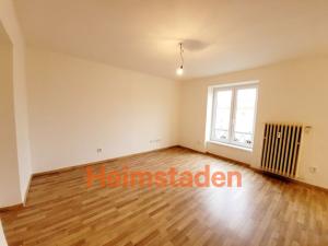 Pronájem bytu 1+kk, Havířov - Město, Hlavní třída, 30 m2