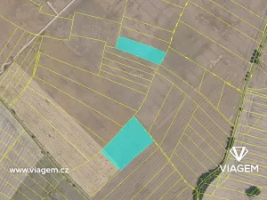 Prodej podílu pole, Veliká Ves, 3762 m2