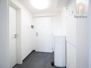 Pronájem bytu 2+kk, Praha - Vršovice, Kubánské náměstí, 32 m2