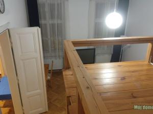 Pronájem bytu 3+1, Praha - Karlín, Vítkova, 80 m2