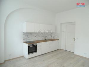 Pronájem bytu 1+kk, Praha - Nové Město, Vyšehradská, 28 m2