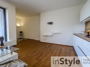 Pronájem bytu 1+kk, Uherské Hradiště, Moravní náměstí, 36 m2