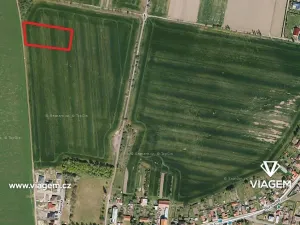 Prodej podílu pole, Oskořínek, 441 m2