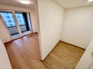 Pronájem bytu 2+kk, Praha - Holešovice, U Pergamenky, 59 m2