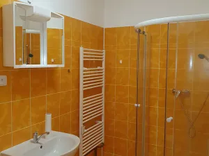 Pronájem bytu 2+kk, Teplice, Mostecká, 47 m2