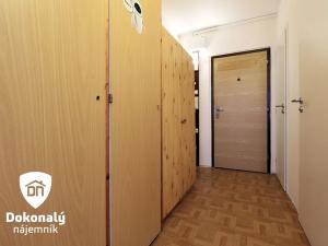 Pronájem bytu 2+kk, Praha - Horní Měcholupy, Milánská, 47 m2