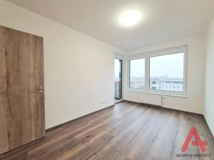 Pronájem bytu 2+kk, Praha - Vysočany, Kolbenova, 60 m2