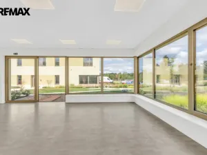 Pronájem obchodního prostoru, Velká Bíteš, 88 m2