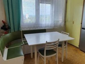 Pronájem bytu 3+1, Planá, 60 m2