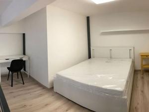 Pronájem bytu 2+kk, Praha - Vršovice, Kubánské náměstí, 39 m2