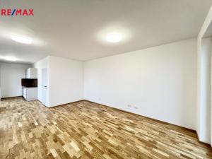 Pronájem bytu 1+kk, Karlovy Vary, Šumavská, 38 m2