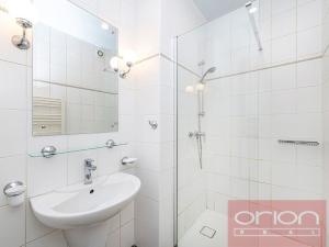 Pronájem bytu 2+kk, Praha - Nové Město, Dřevná, 48 m2