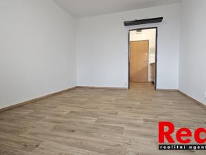 Pronájem bytu 1+kk, Brno - Líšeň, Jedovnická, 24 m2