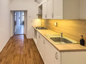 Prodej činžovního domu, Frýdek-Místek, Zámecké nám., 750 m2