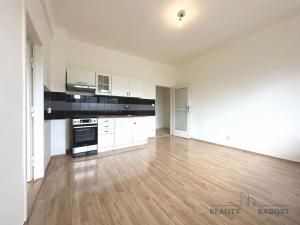 Prodej bytu 2+kk, Praha - Vršovice, 28. pluku, 50 m2