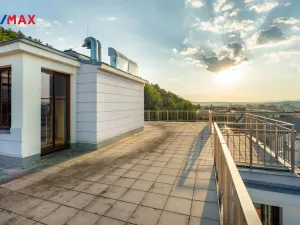 Prodej bytu 6+kk a větší, Karlovy Vary, Svahová, 537 m2